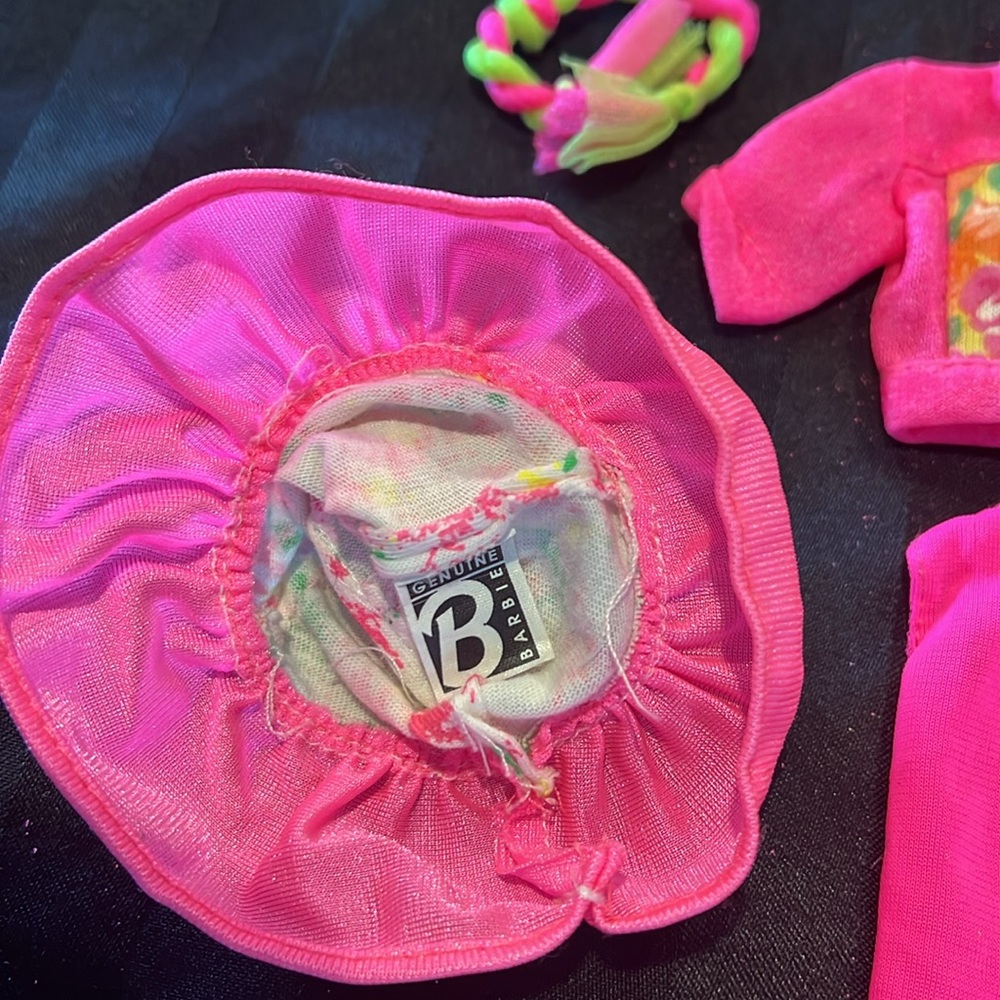 VTG Barbie clothes shoes bag and accessory - Picture 5 of 5